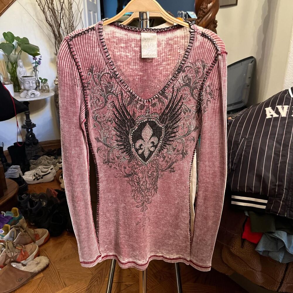 Adorable Y2K 2000s LOCAL Burgundy Rhinestone studded winged Longsleeve thermal